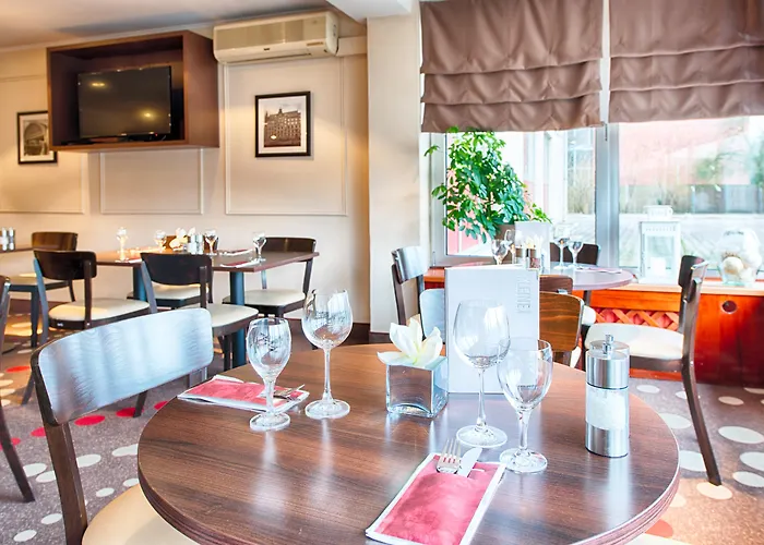 Hotel Leonardo Airport