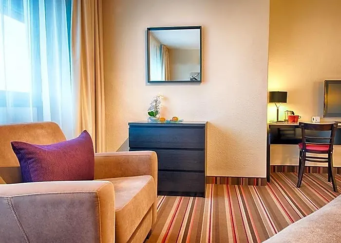 Hotel Leonardo Airport